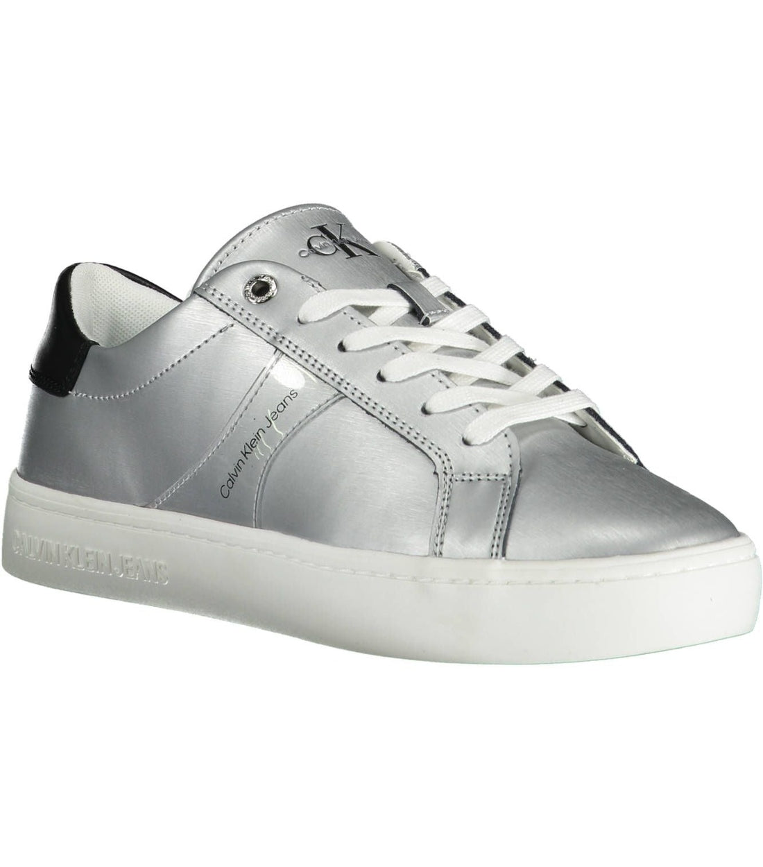 Calvin Klein Elegante Zilveren Sneaker Met Contrasterende Zool