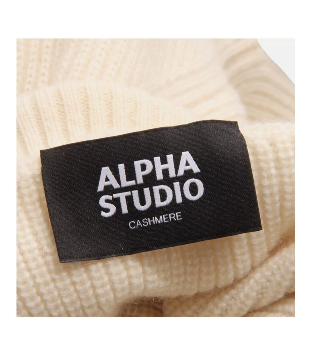 Alpha Studio Witte Kasjmier Coltrui met Geribbelde Borduursel