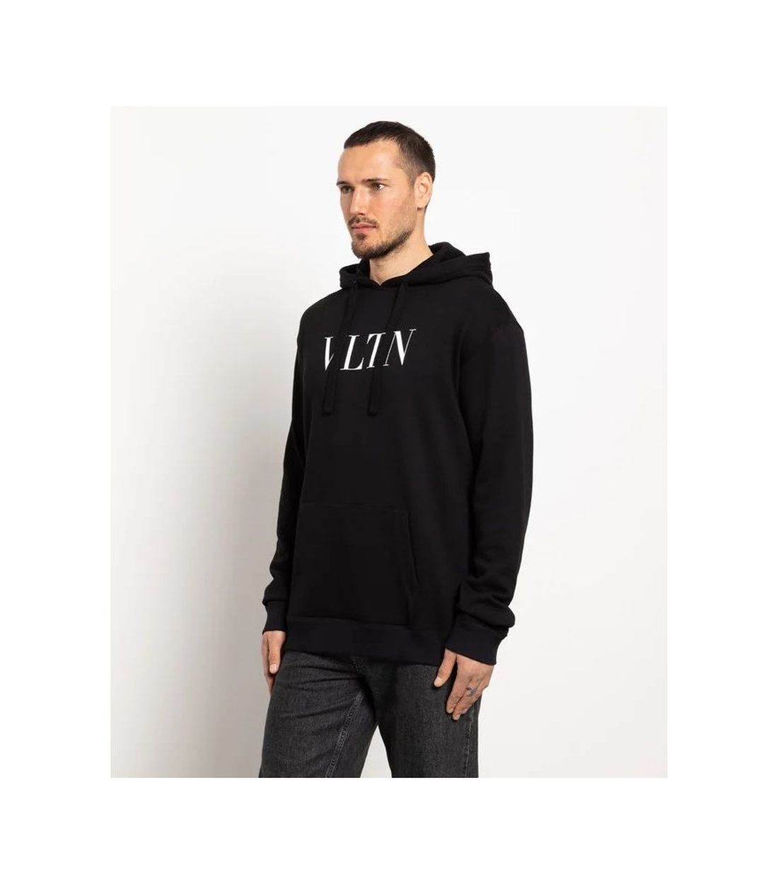 Valentino Zwart Hoodie Met VLTN Logo