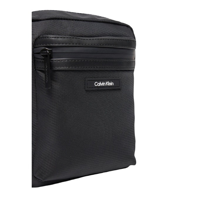 Calvin Klein Bolsa Reporter de Black Essentials