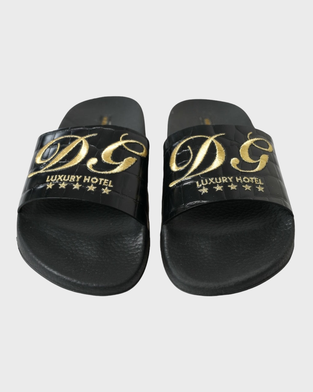 Dolce & Gabbana Zwart “Luxury Hotel” Slippers