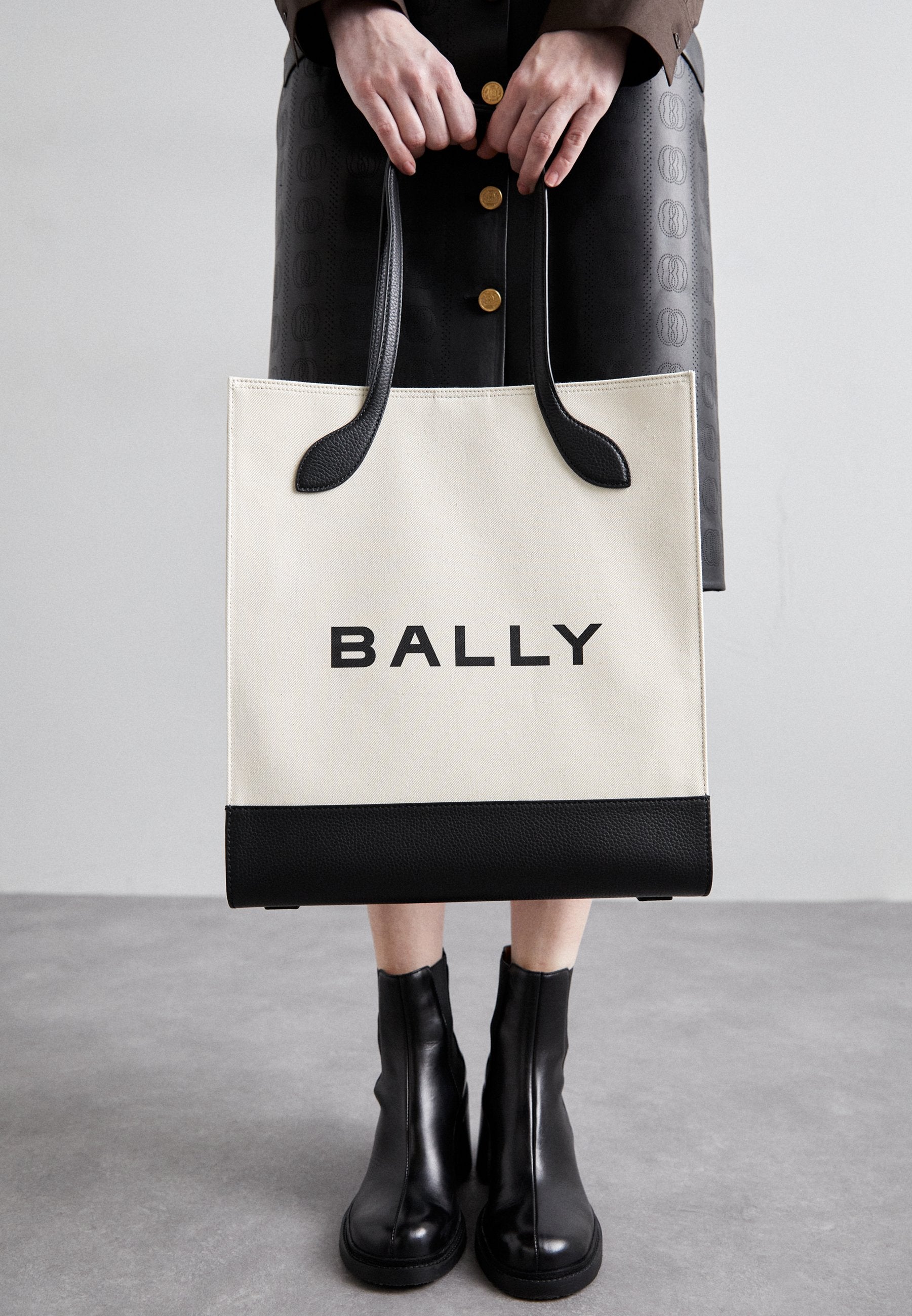 Bally Beige Leren Dames Schoudertas