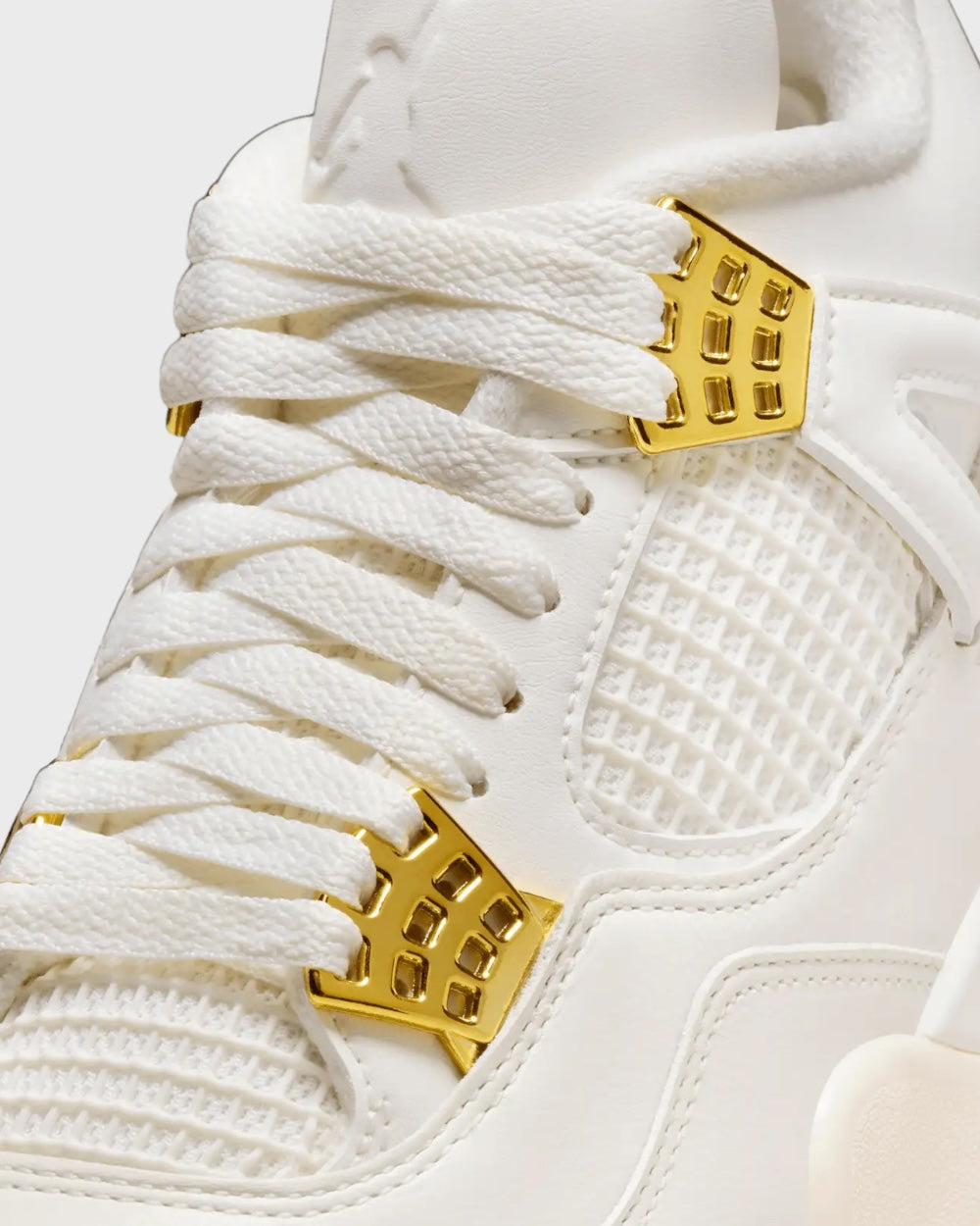 Air Jordan 4 Retro Metallic Gold