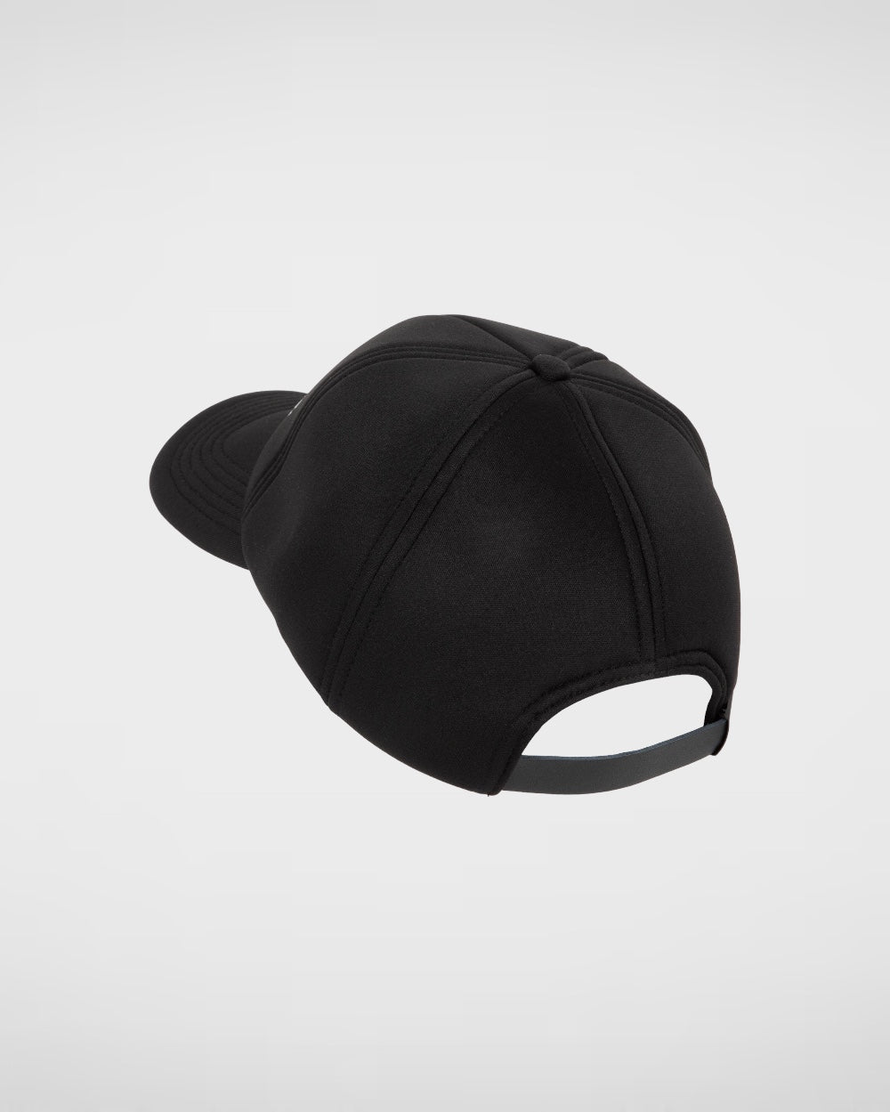 Hector Balle | Black cap