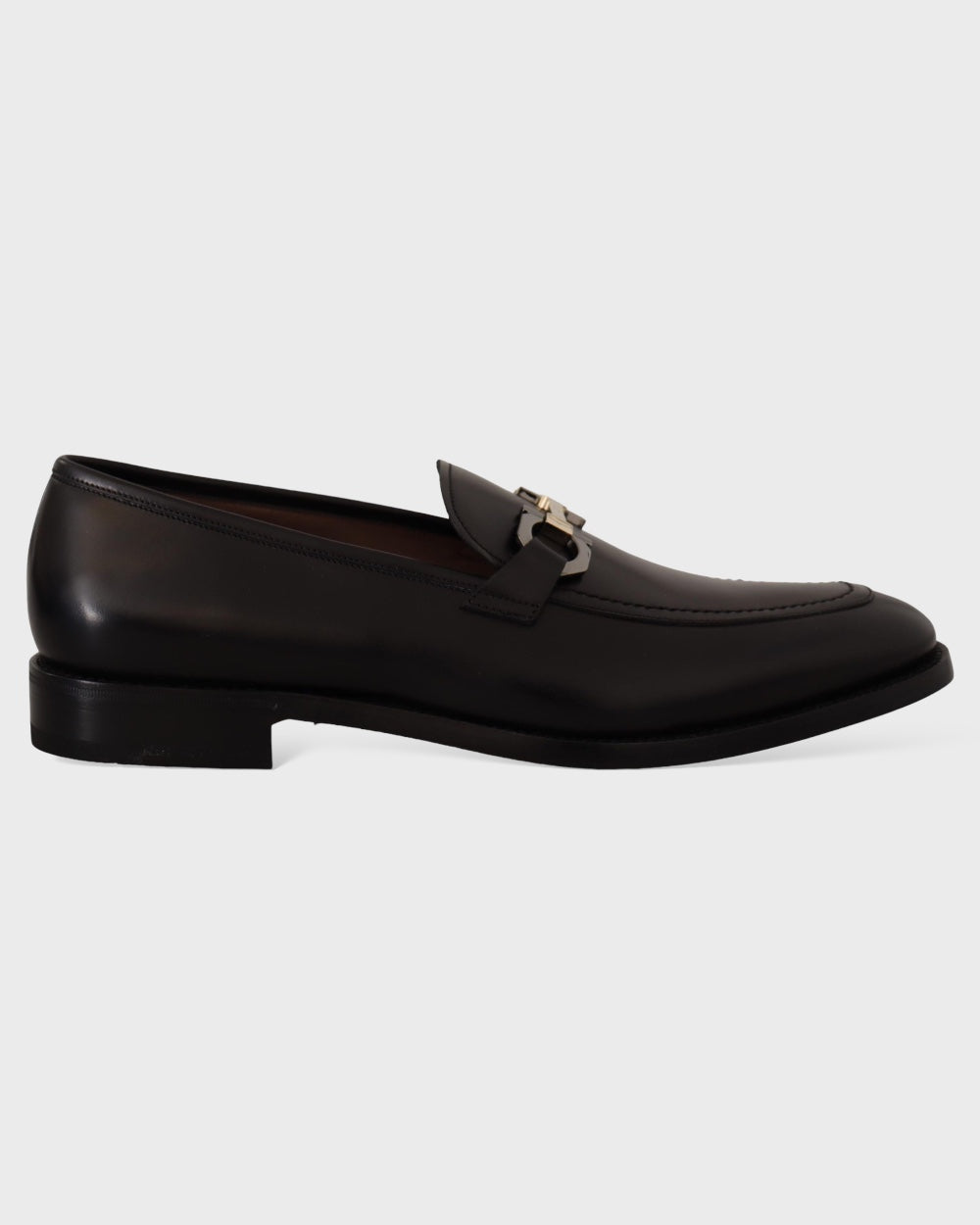 Salvatore Ferragamo Kalfsleer Moccasin Formeel Schoenen Zwart