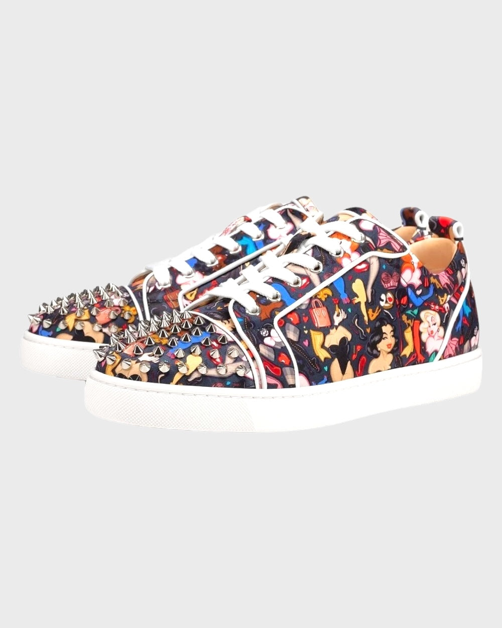 Christian Louboutin | Louis Junior Orlato Satijn Meerkleurig Limited Edition Dr Bored Print Sneakers Met Studs